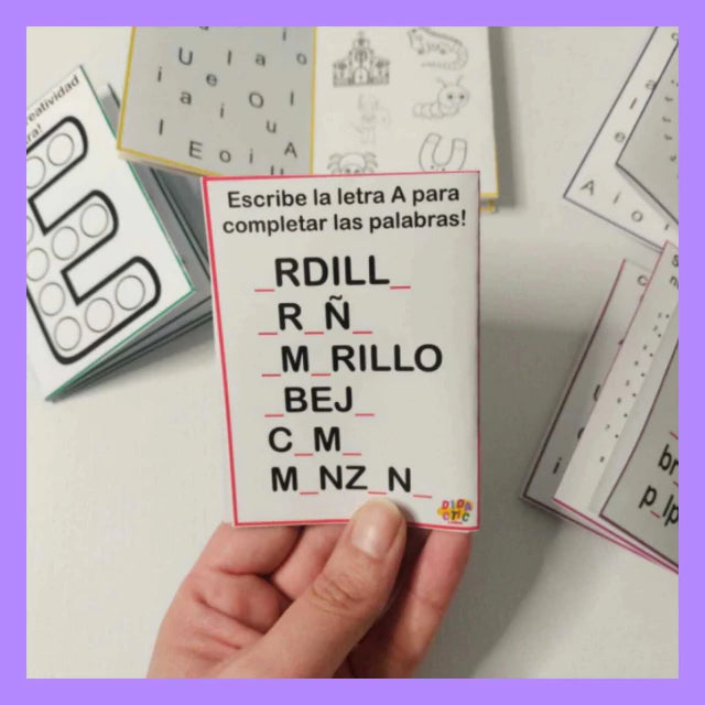 Mini Libros de Vocales